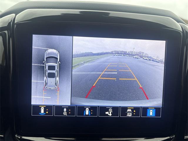 used 2023 Chevrolet Traverse car, priced at $29,899