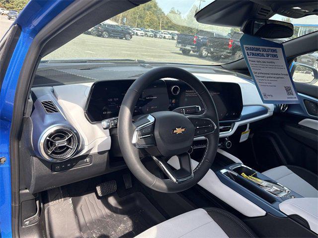 new 2025 Chevrolet Equinox EV car, priced at $40,720