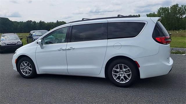 used 2022 Chrysler Pacifica car, priced at $24,999