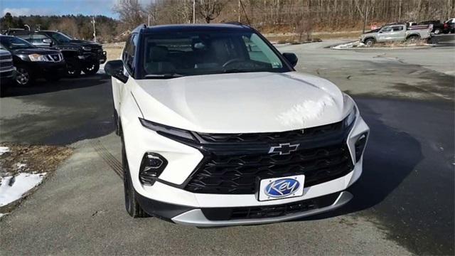 used 2024 Chevrolet Blazer car, priced at $35,025