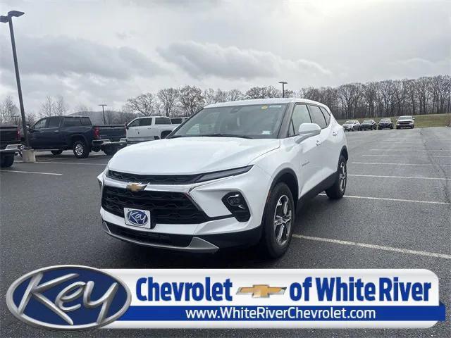 new 2025 Chevrolet Blazer car, priced at $34,190
