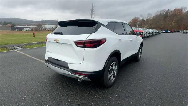 new 2025 Chevrolet Blazer car, priced at $34,190