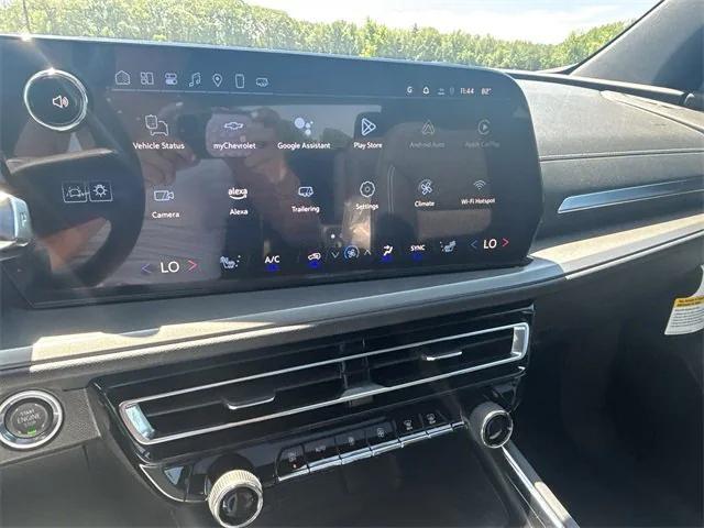 new 2025 Chevrolet Traverse car, priced at $44,990