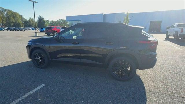 new 2025 Chevrolet Trax car, priced at $25,090