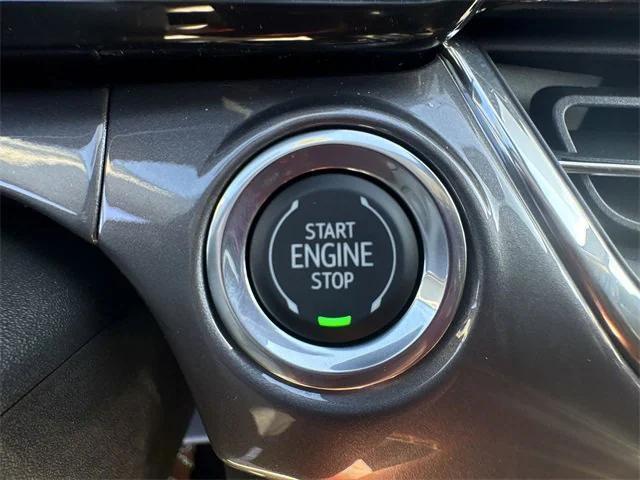 new 2025 Chevrolet Trax car, priced at $25,090