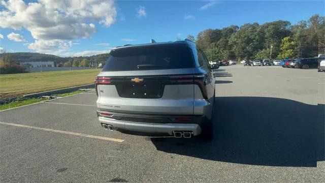 new 2026 Chevrolet Traverse car, priced at $43,620