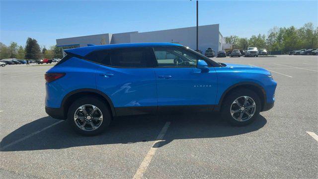 new 2025 Chevrolet Blazer car, priced at $33,870