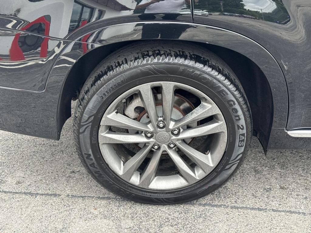 used 2015 Kia Sorento car, priced at $9,999