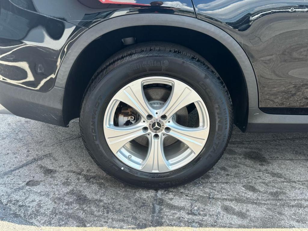 used 2018 Mercedes-Benz GLC 300 car, priced at $13,499