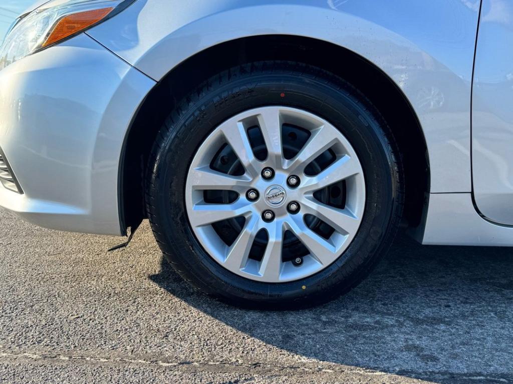 used 2018 Nissan Altima car, priced at $10,999
