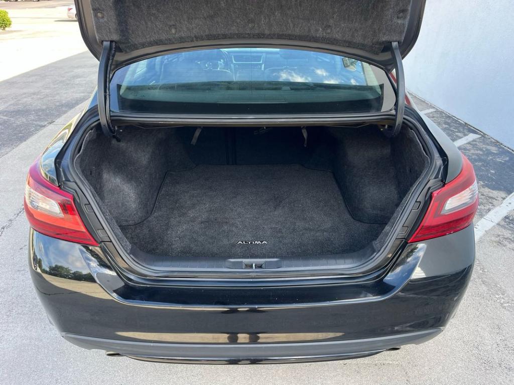 used 2018 Nissan Altima car, priced at $11,499