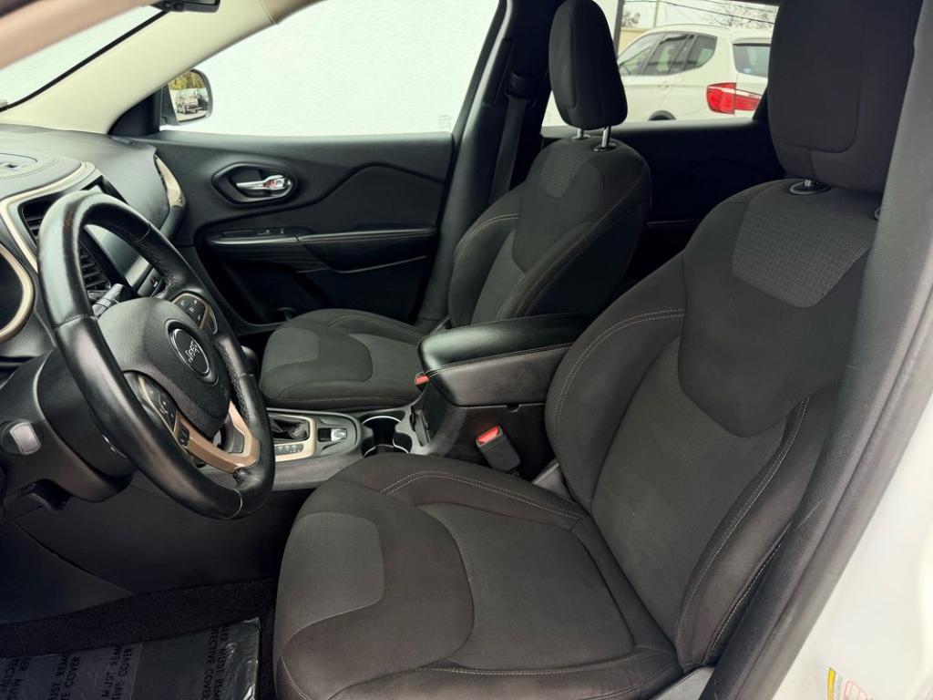used 2017 Jeep Cherokee car, priced at $10,499