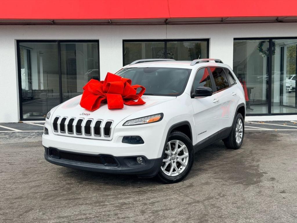 used 2017 Jeep Cherokee car, priced at $10,499