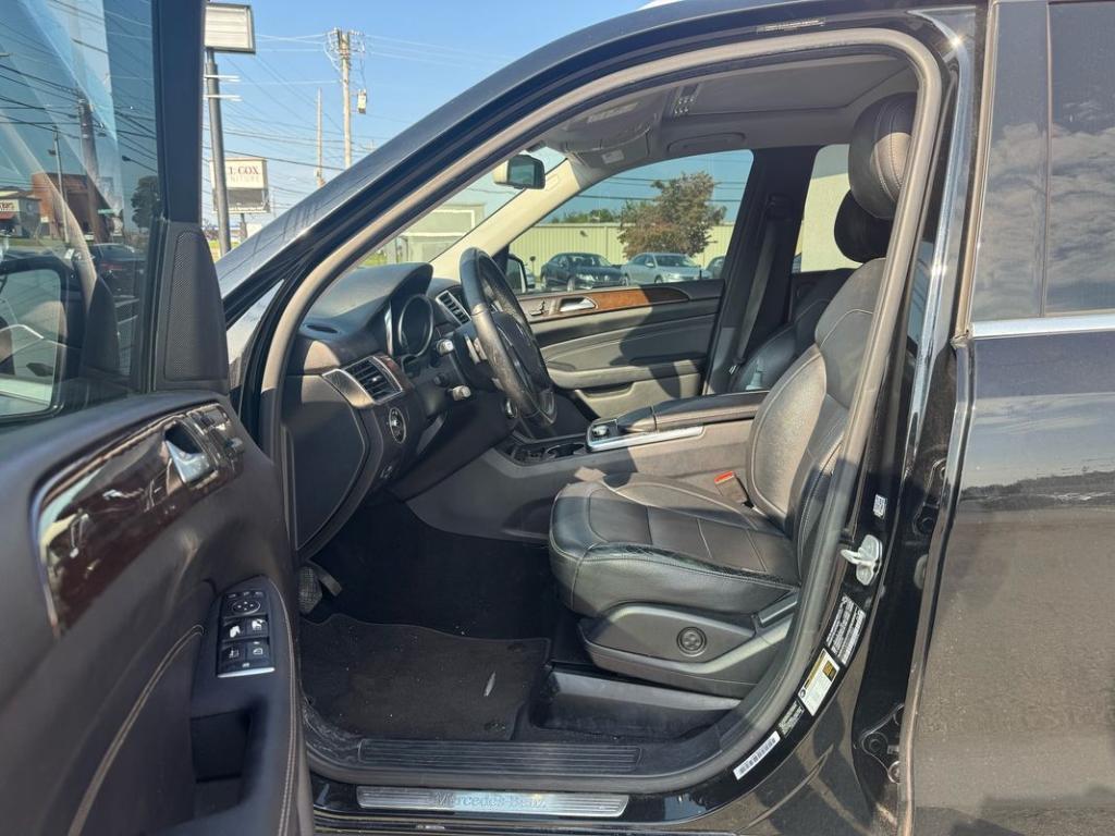 used 2014 Mercedes-Benz M-Class car, priced at $10,499