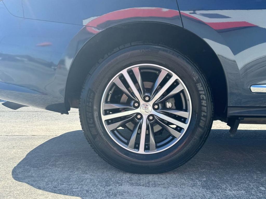 used 2018 INFINITI QX60 car, priced at $12,999