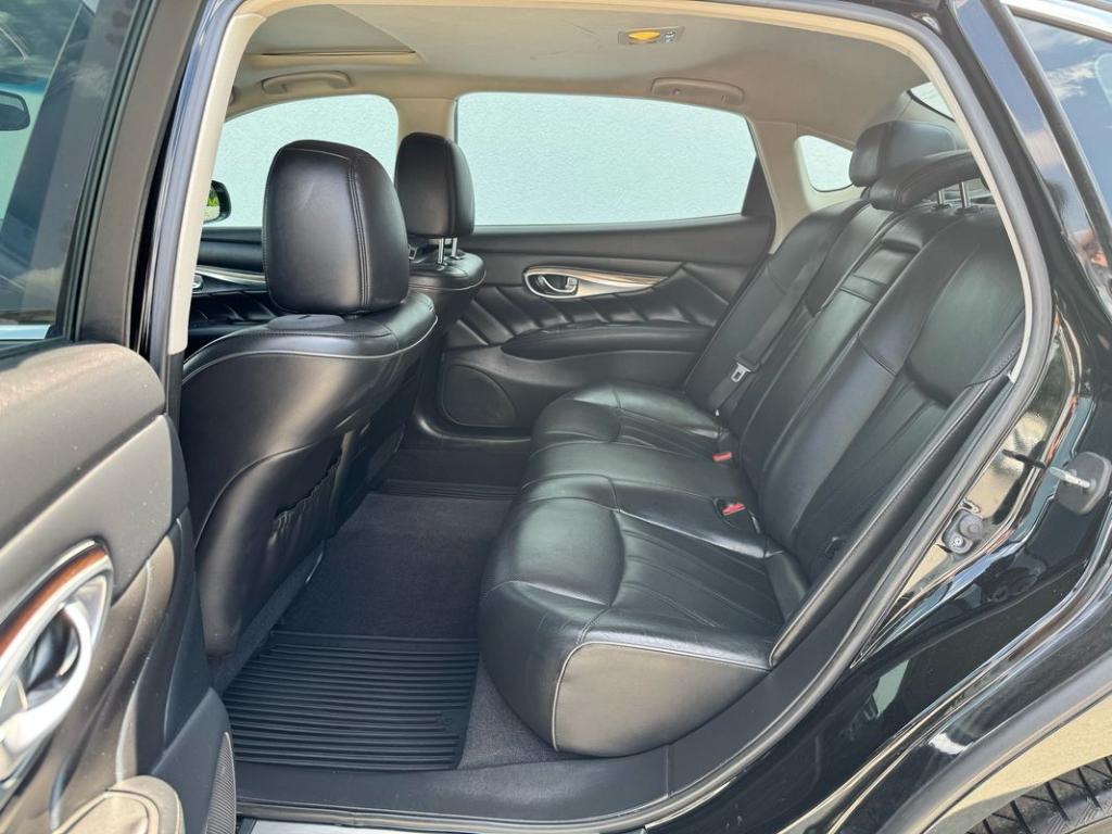 used 2016 INFINITI Q70L car, priced at $15,499