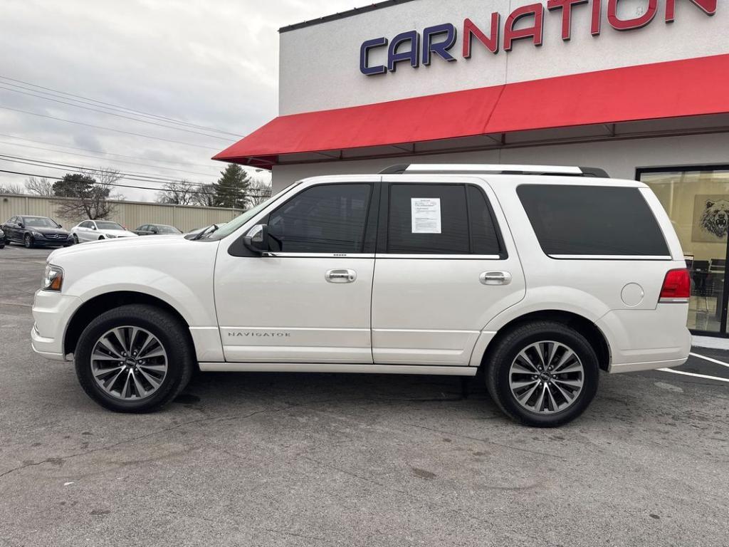 used 2015 Lincoln Navigator car, priced at $13,999