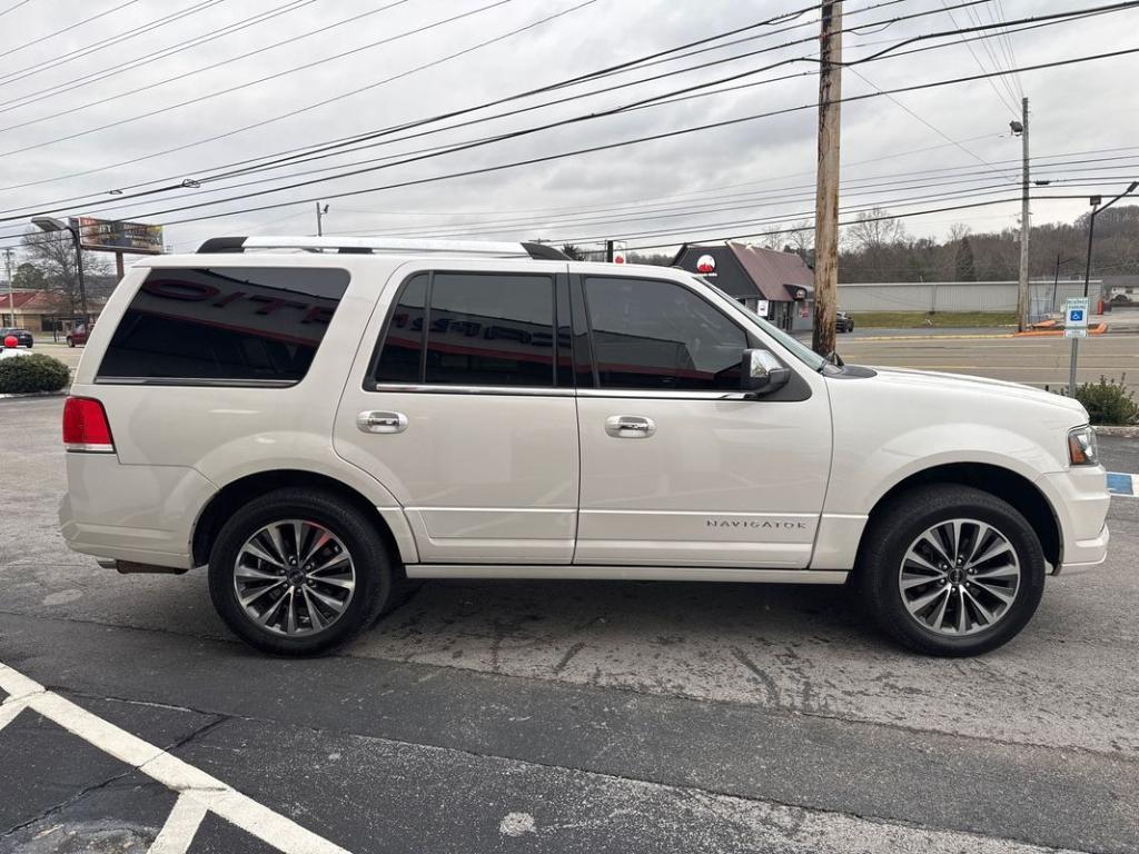 used 2015 Lincoln Navigator car, priced at $13,999