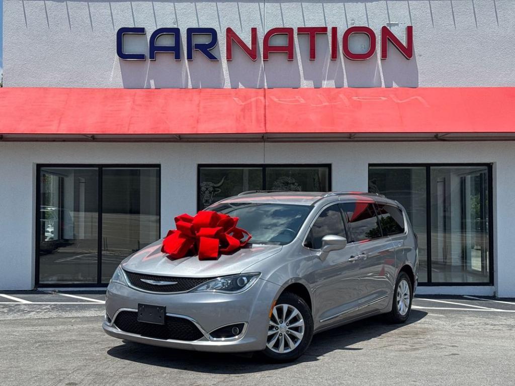 used 2018 Chrysler Pacifica car, priced at $15,999