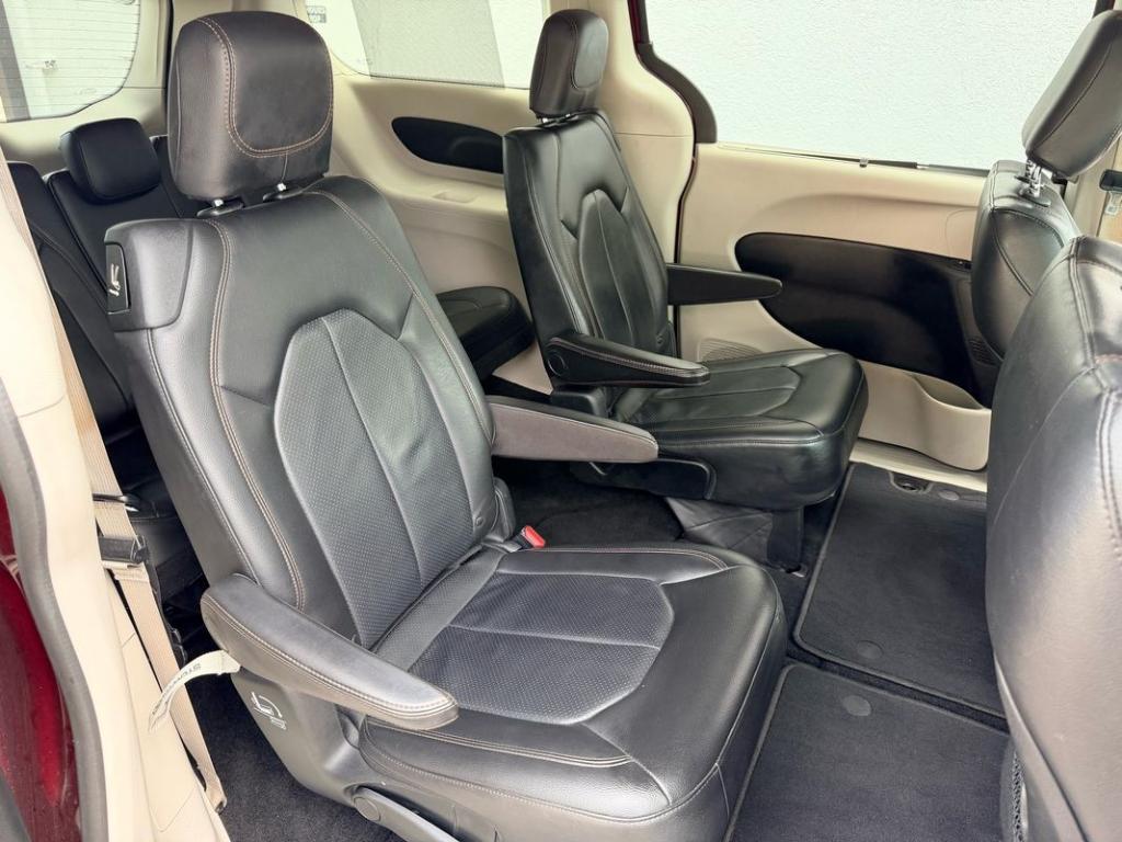 used 2018 Chrysler Pacifica car, priced at $12,999