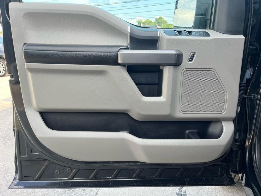 used 2019 Ford F-150 car, priced at $18,999