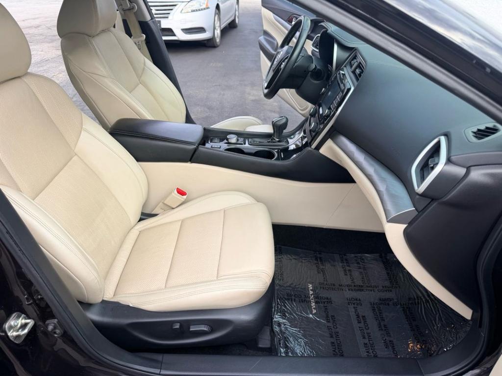 used 2016 Nissan Maxima car, priced at $12,999
