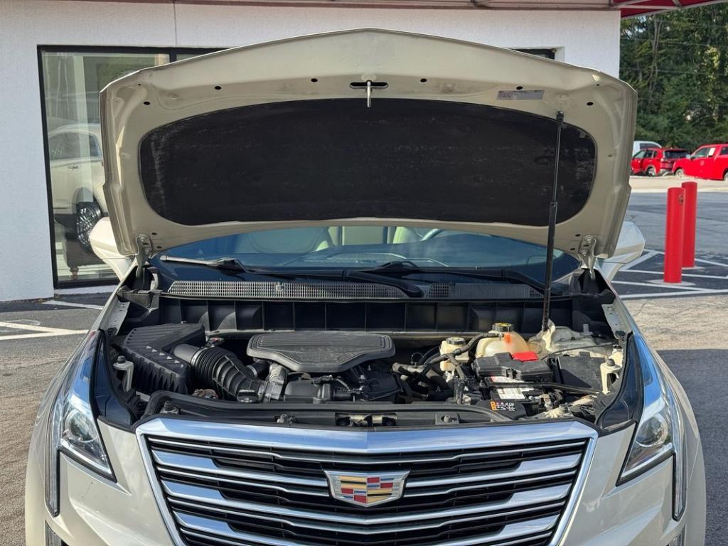 used 2017 Cadillac XT5 car, priced at $11,999
