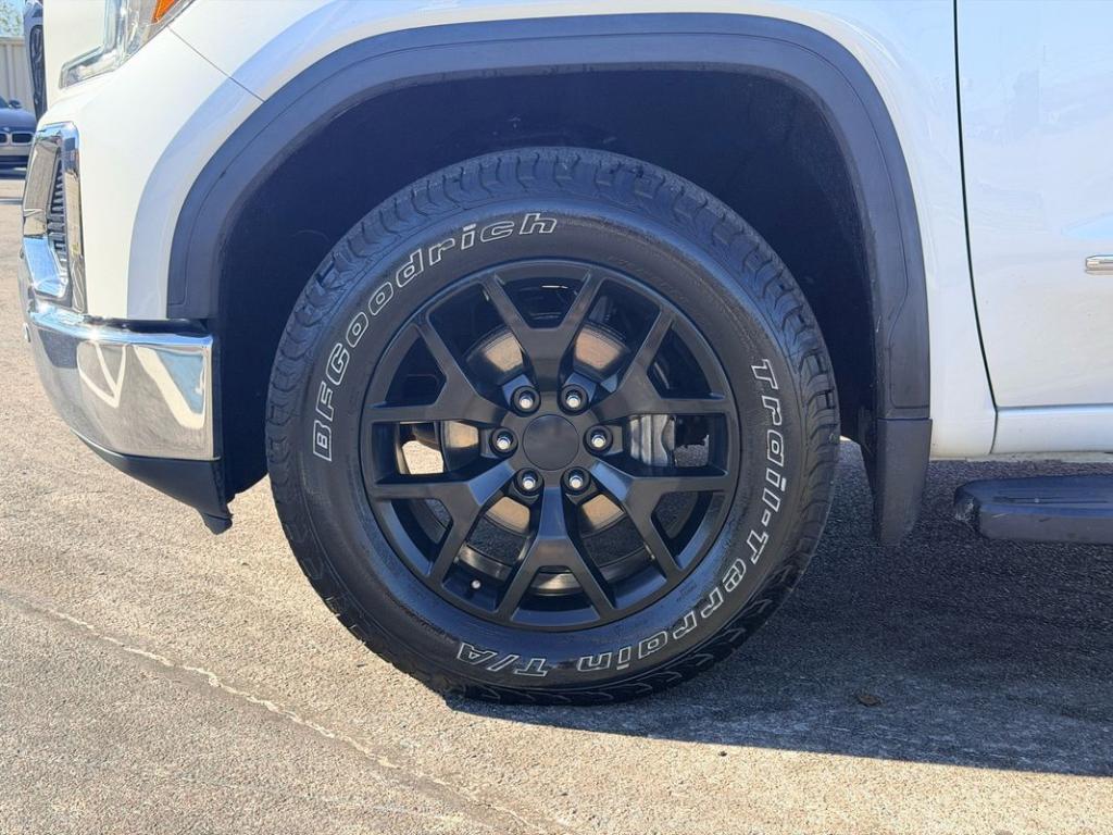 used 2020 GMC Sierra 1500 car, priced at $27,999