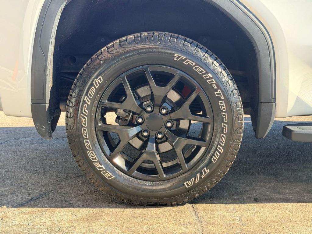 used 2020 GMC Sierra 1500 car, priced at $27,999