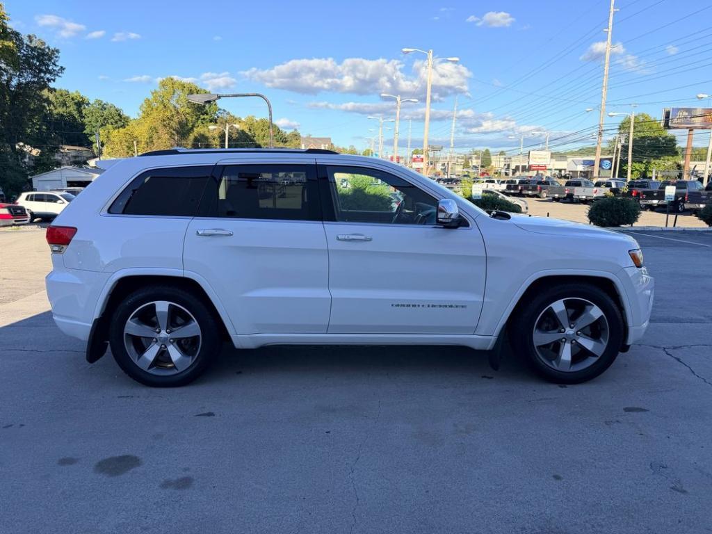 used 2016 Jeep Grand Cherokee car, priced at $12,999