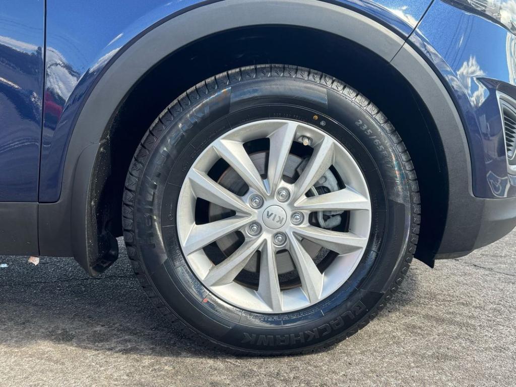 used 2018 Kia Sorento car, priced at $10,999