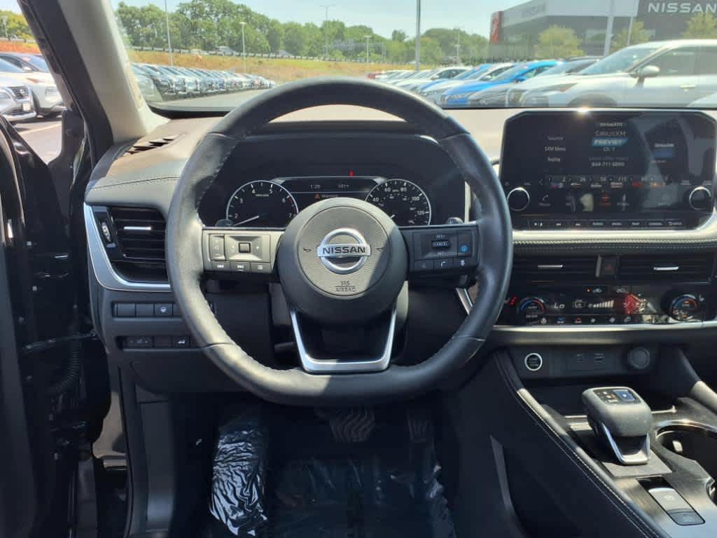used 2021 Nissan Rogue car, priced at $20,998