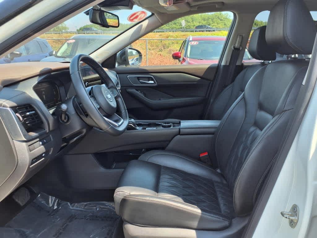 used 2021 Nissan Rogue car, priced at $27,441