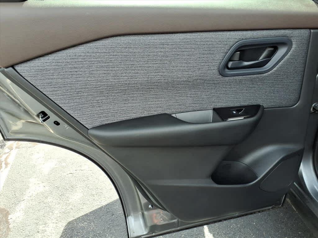 used 2023 Nissan Rogue car, priced at $23,998