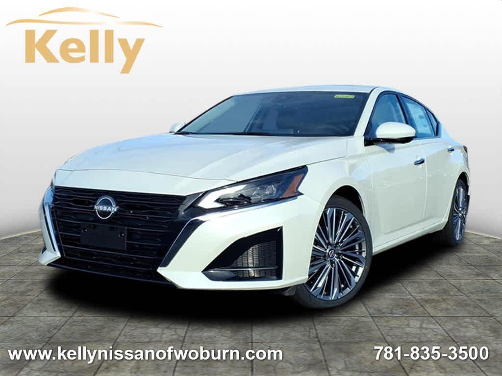 new 2025 Nissan Altima car, priced at $35,640