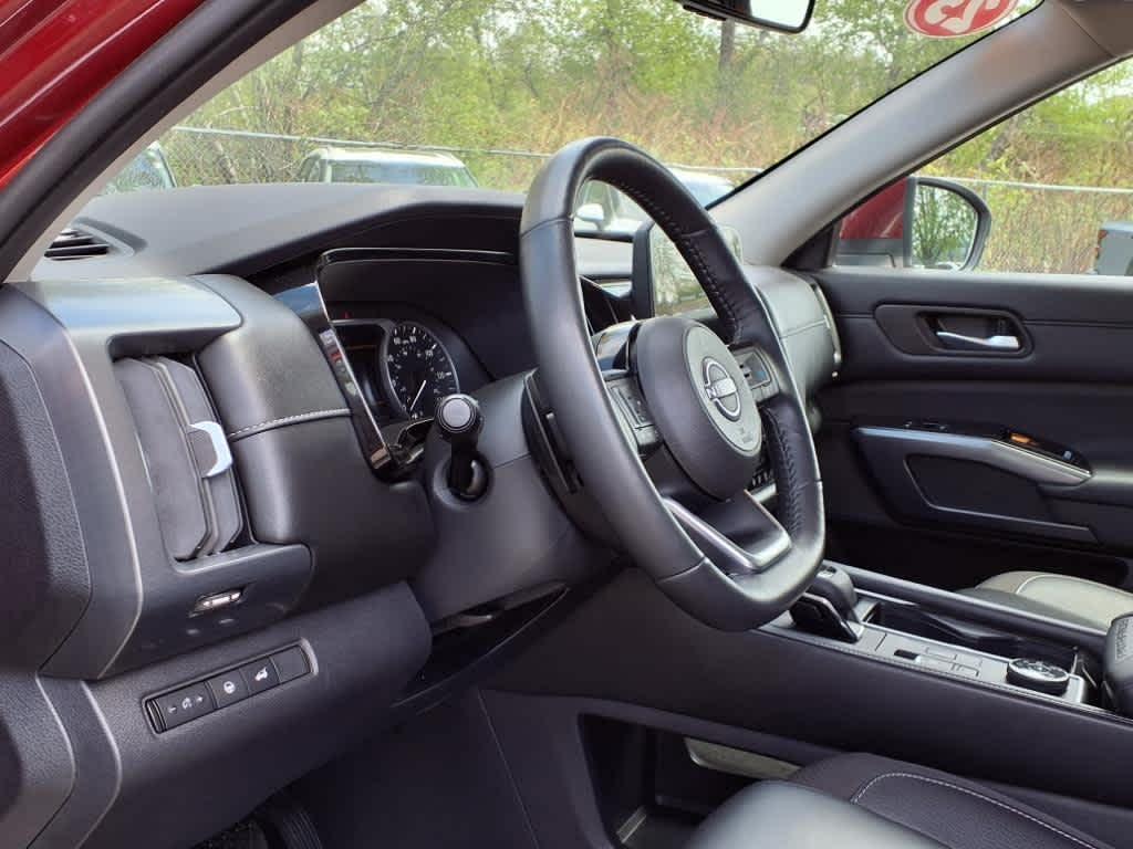 used 2023 Nissan Pathfinder car, priced at $35,644