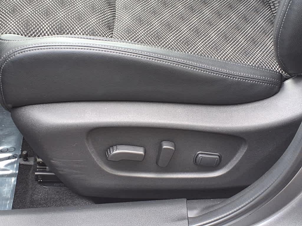 used 2022 Nissan Rogue Sport car, priced at $25,558