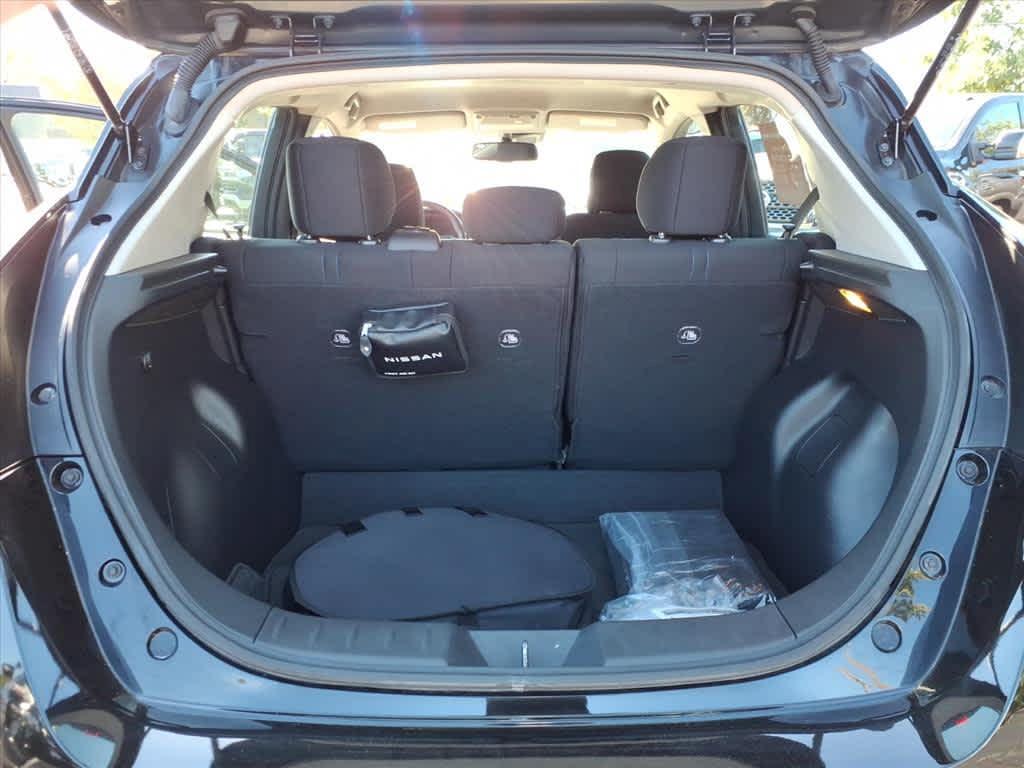 used 2025 Nissan Leaf car, priced at $29,852