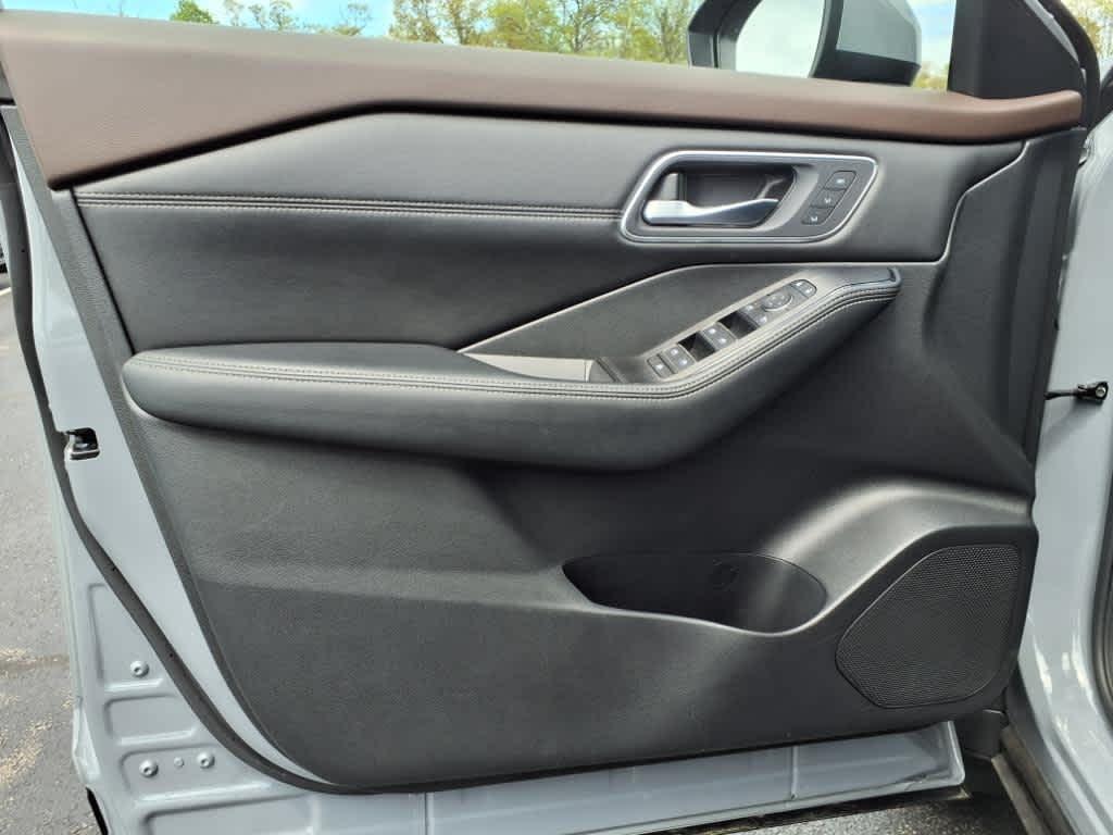 used 2023 Nissan Rogue car, priced at $31,908