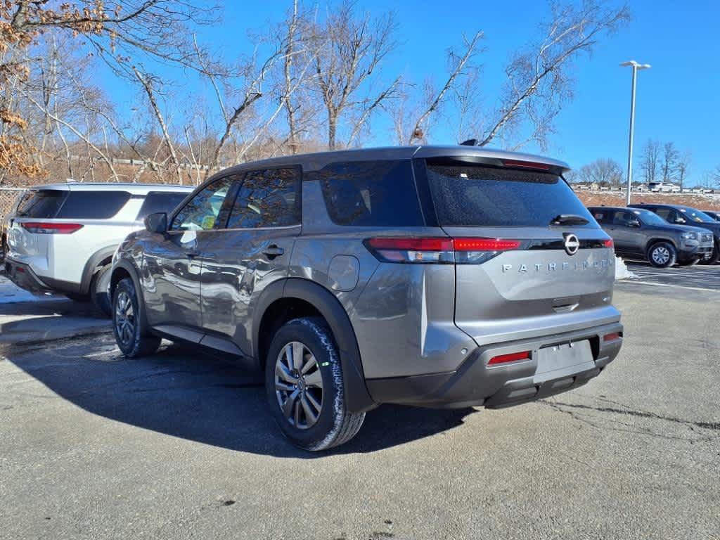 new 2025 Nissan Pathfinder car, priced at $39,510