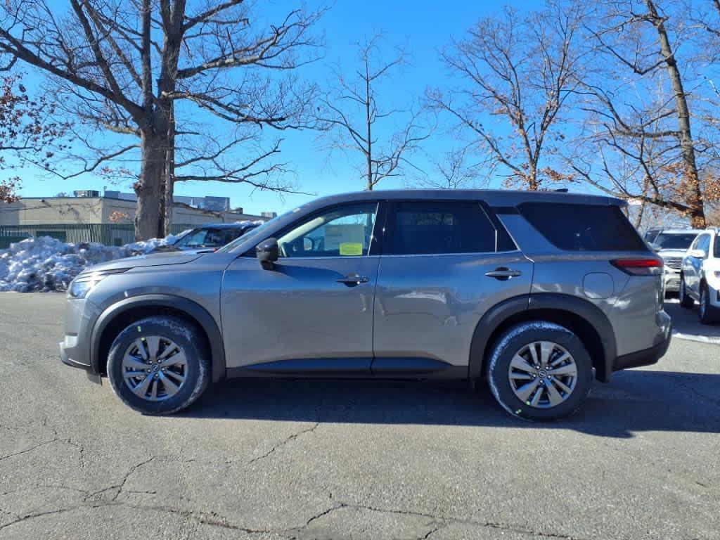 new 2025 Nissan Pathfinder car, priced at $39,510