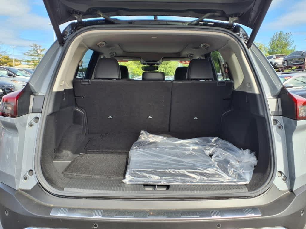 used 2022 Nissan Rogue car, priced at $30,762