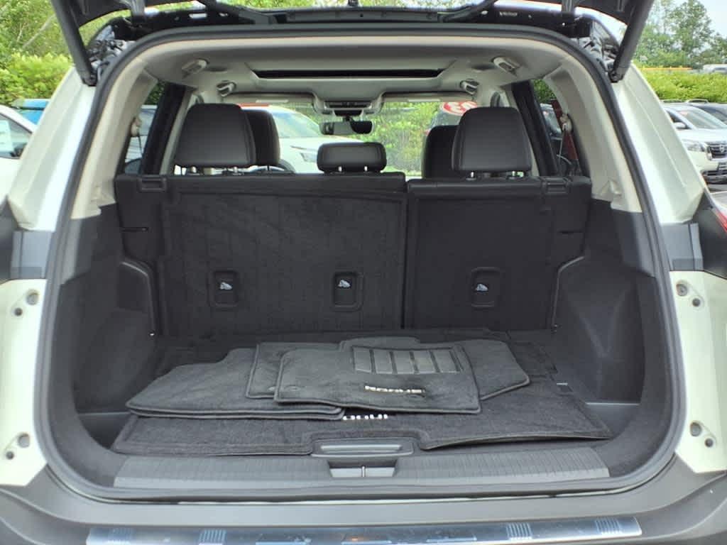 used 2023 Nissan Rogue car, priced at $33,595
