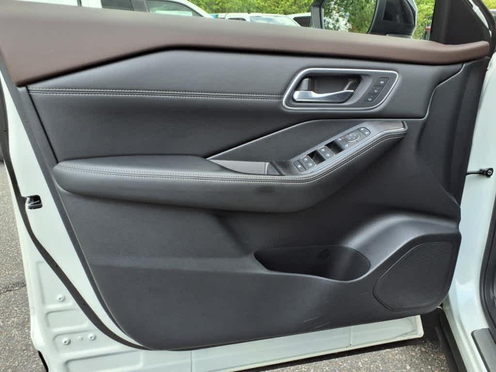 used 2023 Nissan Rogue car, priced at $33,595