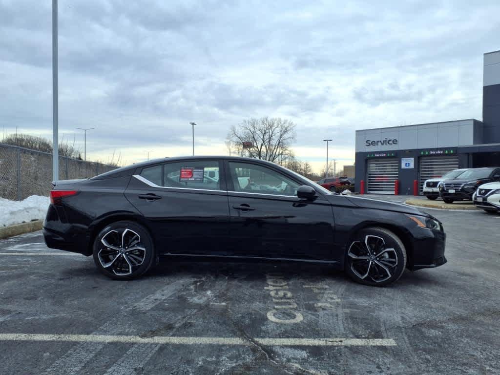 used 2023 Nissan Altima car, priced at $25,215