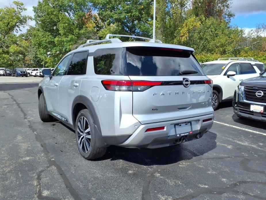 used 2023 Nissan Pathfinder car, priced at $38,638