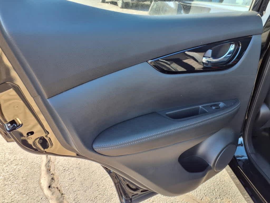 used 2022 Nissan Rogue Sport car, priced at $24,430