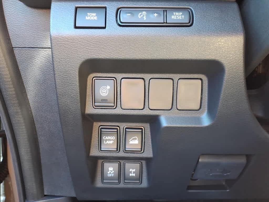 new 2025 Nissan Frontier car, priced at $39,075