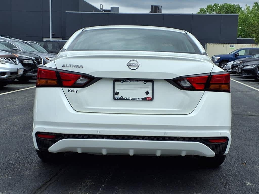 used 2023 Nissan Altima car, priced at $19,789