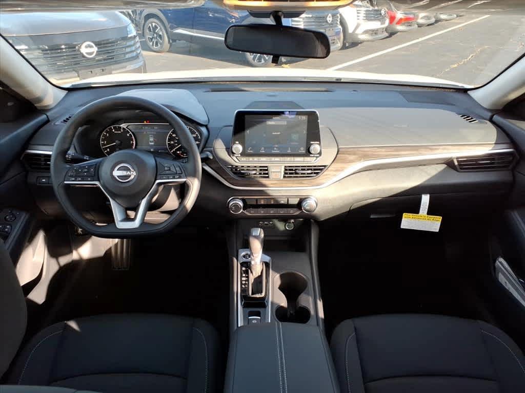 new 2025 Nissan Altima car, priced at $29,215